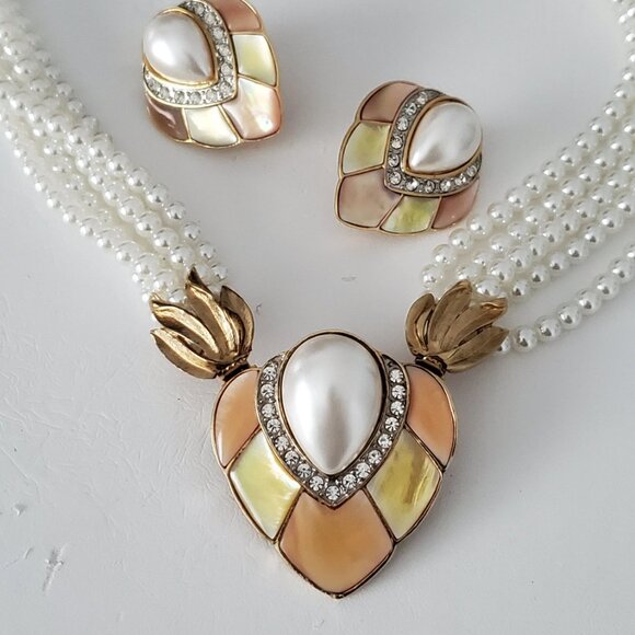 Butler FAC Mother of Pearl Faux Pearl and Crystal Earring, Necklace, Brooch Set - Picture 1 of 10